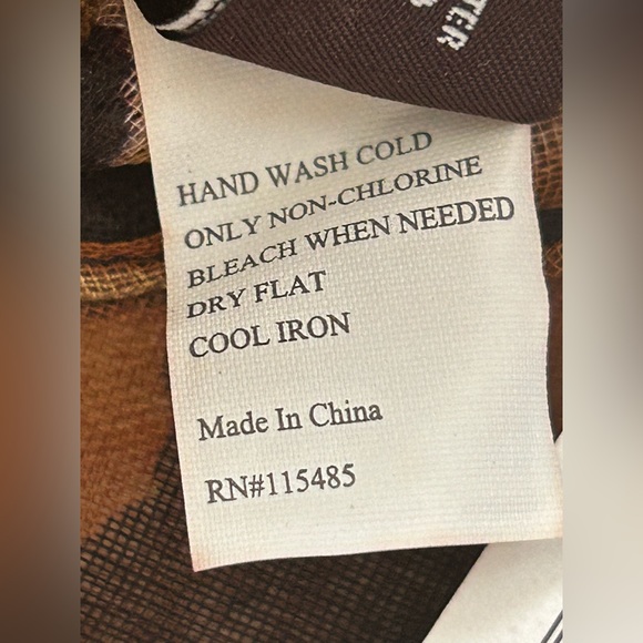 Dana Buchman Large Infinity Scarf in Brown Light Brown metallic Gold Leopard - Picture 5 of 9